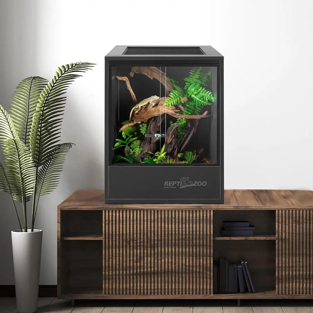 Reptile Enclosure for Frogs etc.